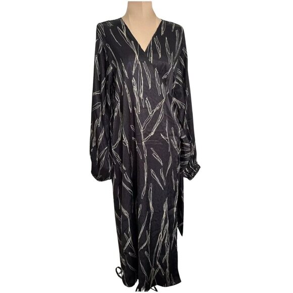 NWOT DIARRABLU Scribble Printed V Neck Wrap Dress | Sz Small - Picture 2 of 11